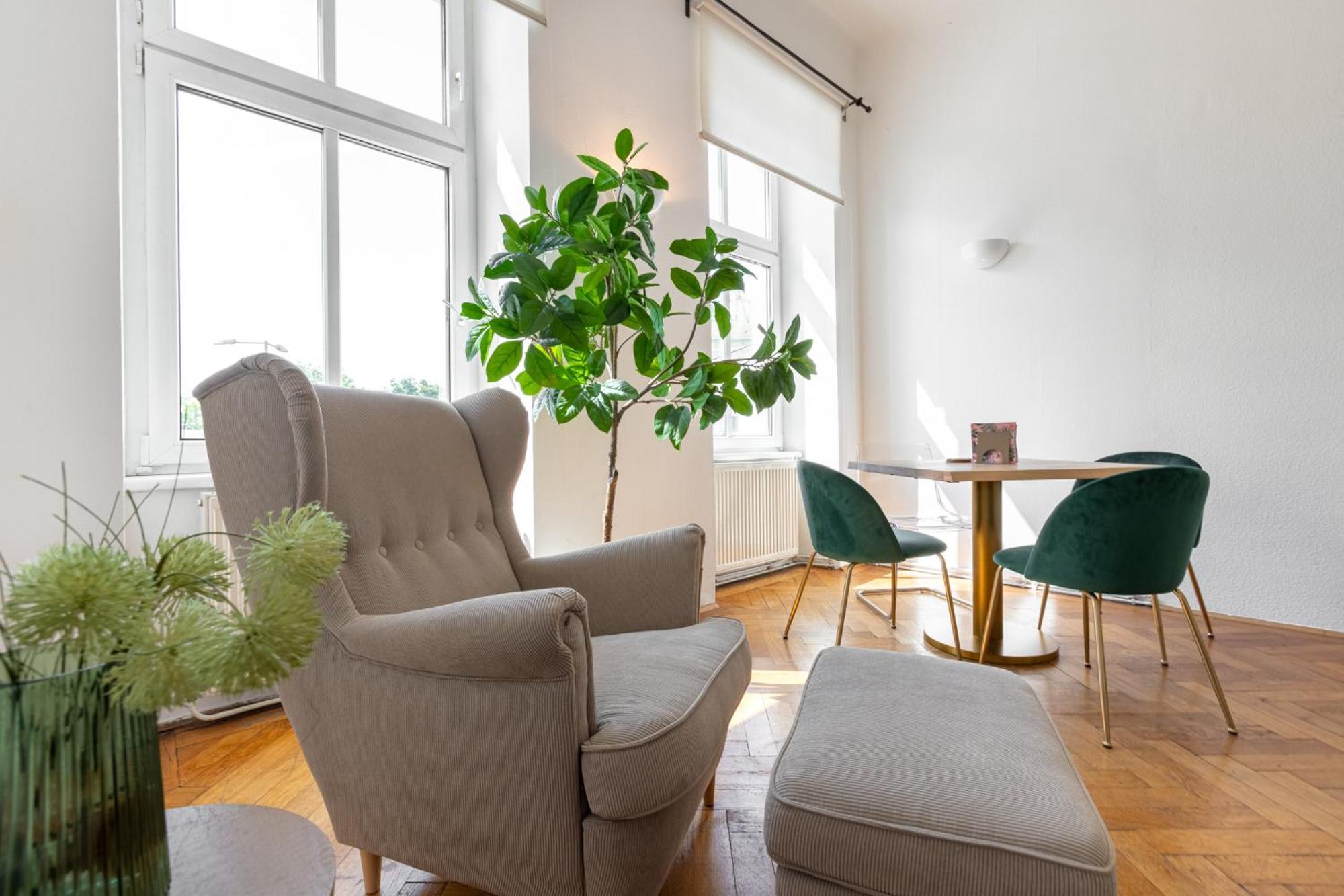 Urban Vienna Living - 18Th District Aparthotel Ngoại thất bức ảnh